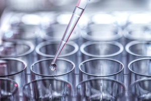 Laboruntersuchung - © Adobe Stock - Cavan