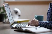 Einfaches Arbeiten im Kundenportal - © StockSnap / pixabay.com